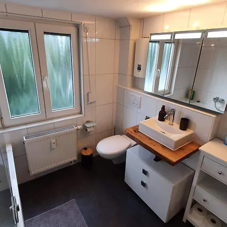 Modern 2.5 Bedroom Duplex Near Messe, Airport, Arena * Düsseldorf