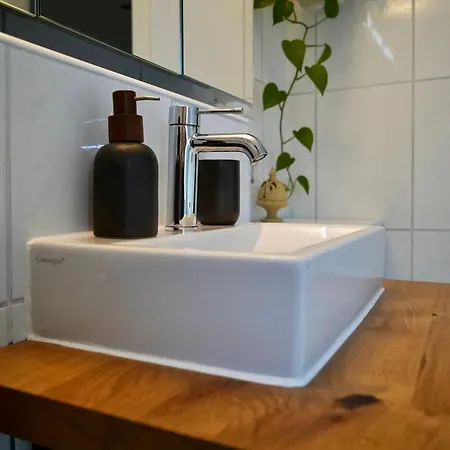 公寓 Modern 2.5 Bedroom Duplex Near Messe, Airport, Arena *