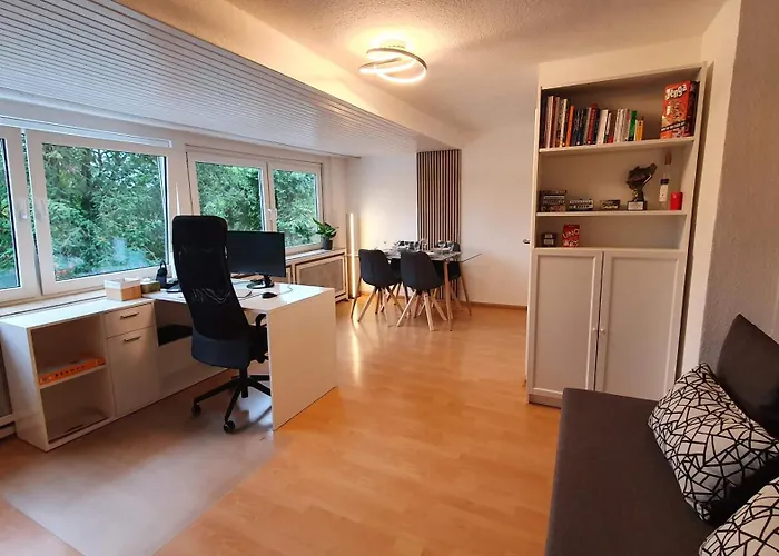 Modern 2.5 Bedroom Duplex Near Messe, Airport, Arena