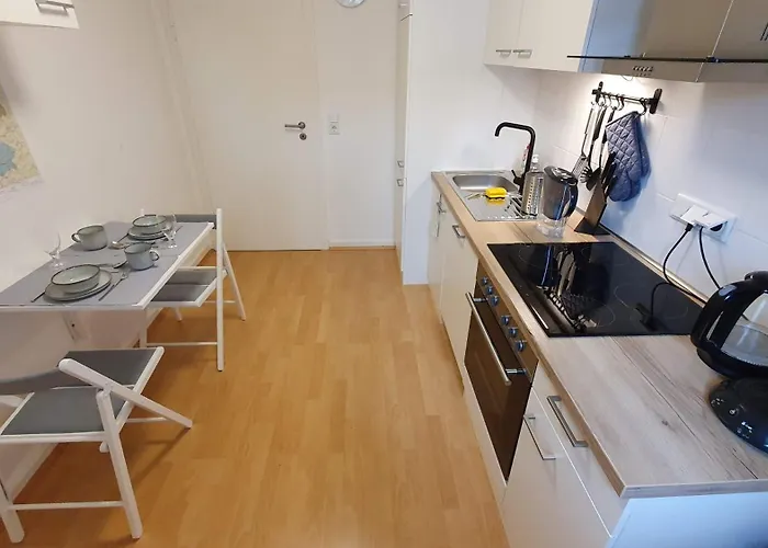 Modern 2.5 Bedroom Duplex Near Messe, Airport, Arena 뒤셀도르프