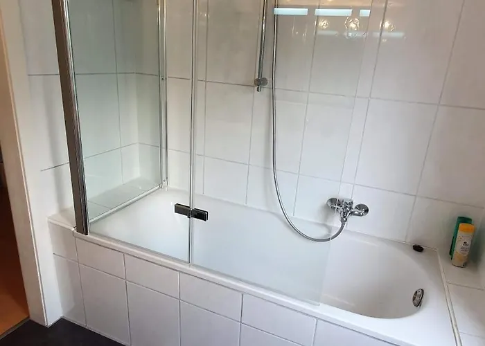 Modern 2.5 Bedroom Duplex Near Messe, Airport, Arena